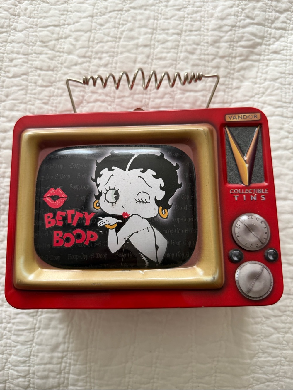 Vandor Red Betty Boop Collectible Tin TV Box 1999